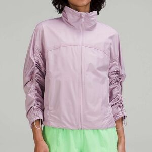 Lululemon Lightweight Cropped Track Rain Jacket Water Resistant Windproof Size 2